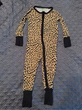 Little Sleepies Classic Leopard Zippy
